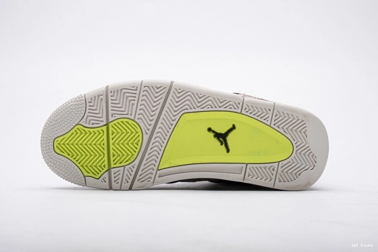 Jordan Silt 4 Red (W) Retro Splatter  AQ9129-601 0106